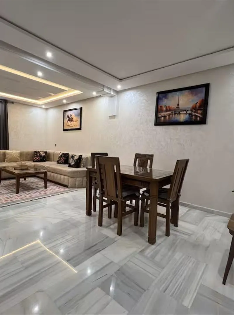 Bel appartement meublé au centre-ville de Tanger