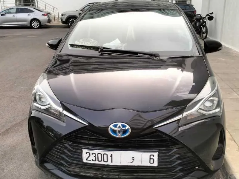 TOYOTA Yaris HEV 2018 Hybride Occasion Bouznika Maroc
