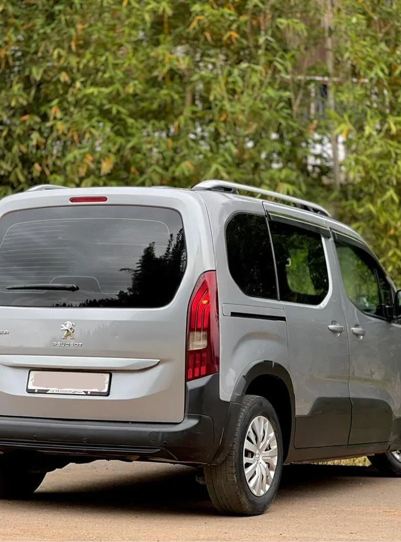Peugeot Rifter Diesel Manuelle 2022 occasion Salé