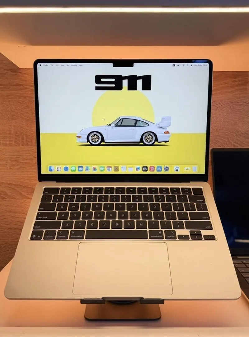 MacBook Air 13” 2025 | M4 16Go 512 Go | Officiel
