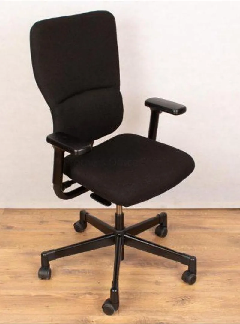 Chaise de bureau Steelcase lets’b tissu noir
