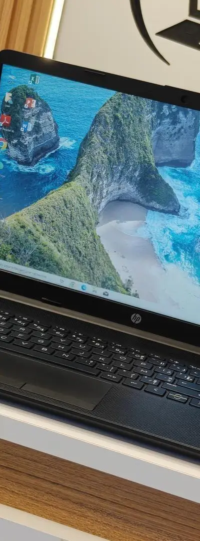 HP LAPTOP 15 DW i5 10ème Gén/8GB/512 GB NVME
