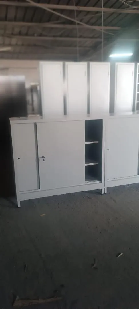 Armoire métallique