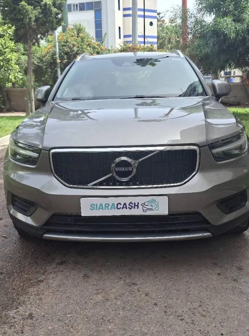 VOLVO XC40 Essence Automatique 2021