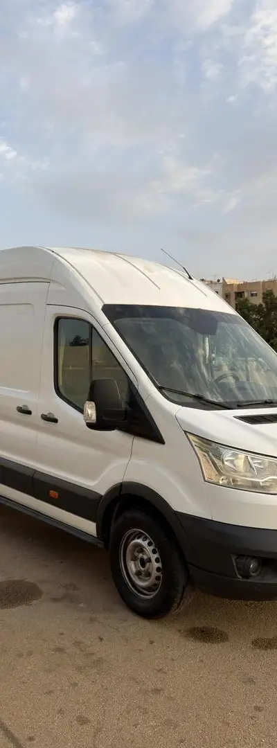 Ford Transit 3 panneaux 2016 à Salé