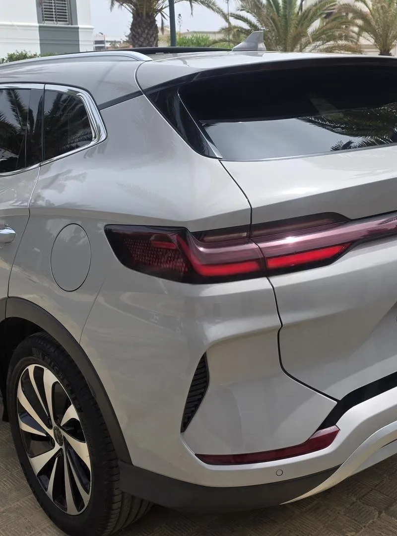 BYD hybride peu roulé reprise