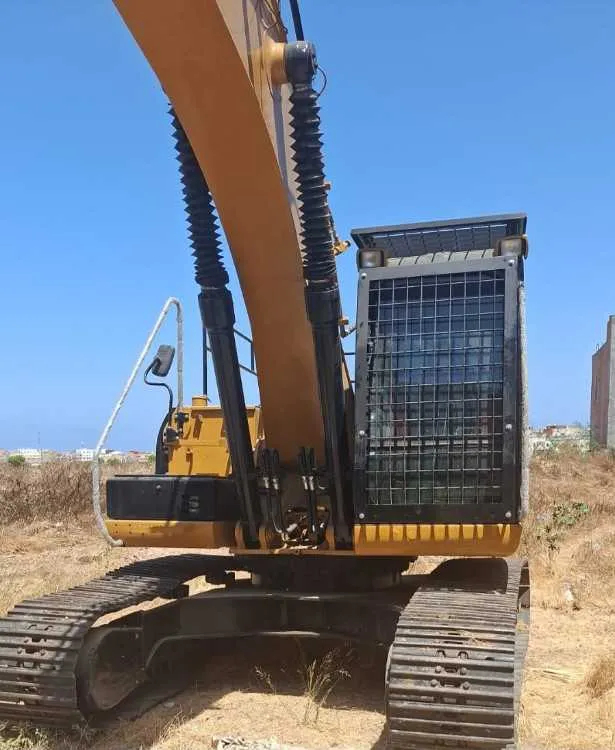 Caterpillar 325D importée