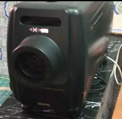 Vidéo projecteur SD Sanyo