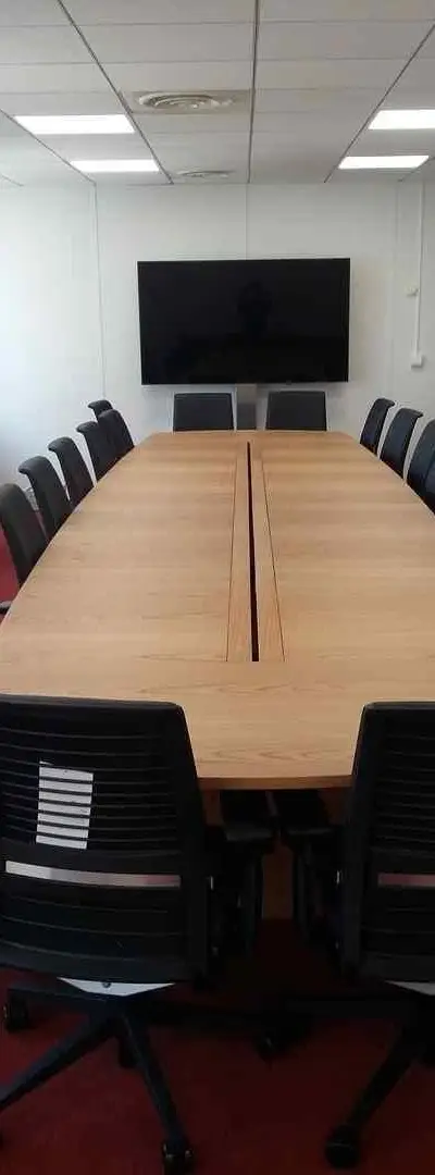 Table de réunion