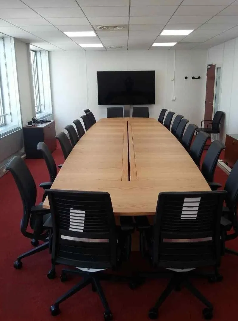 Table de réunion