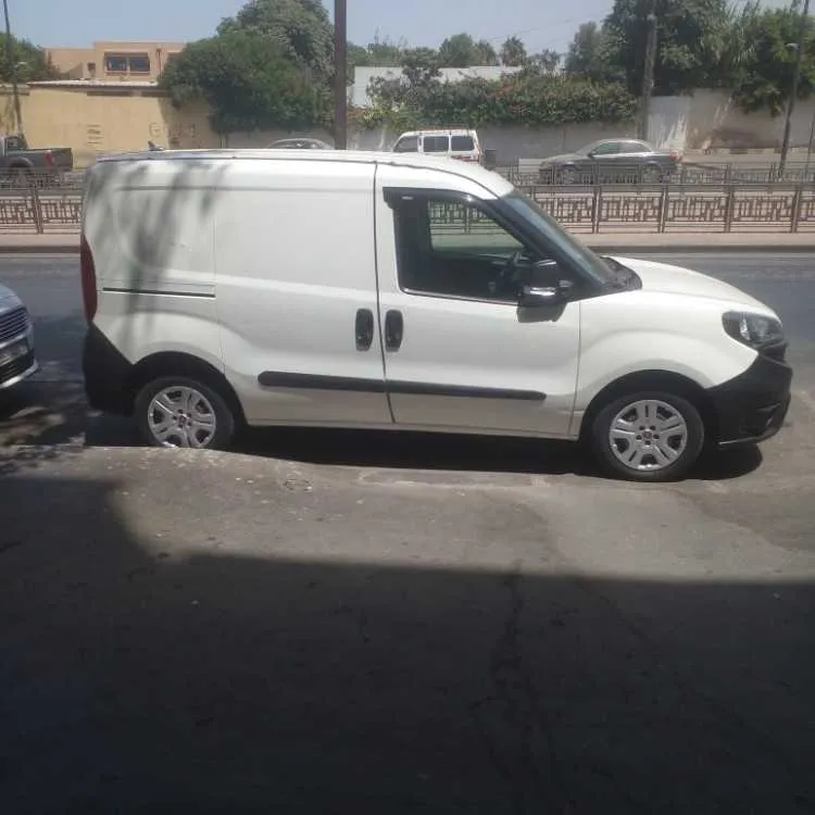 Fiat Doblo commercial