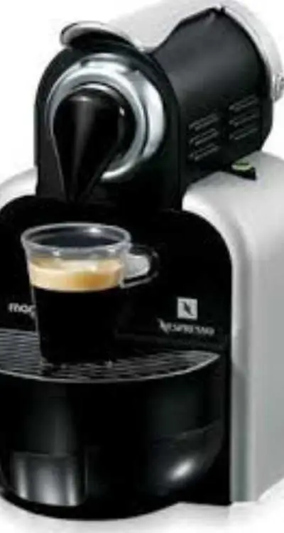 Nespresso Essenza (DeLonghi