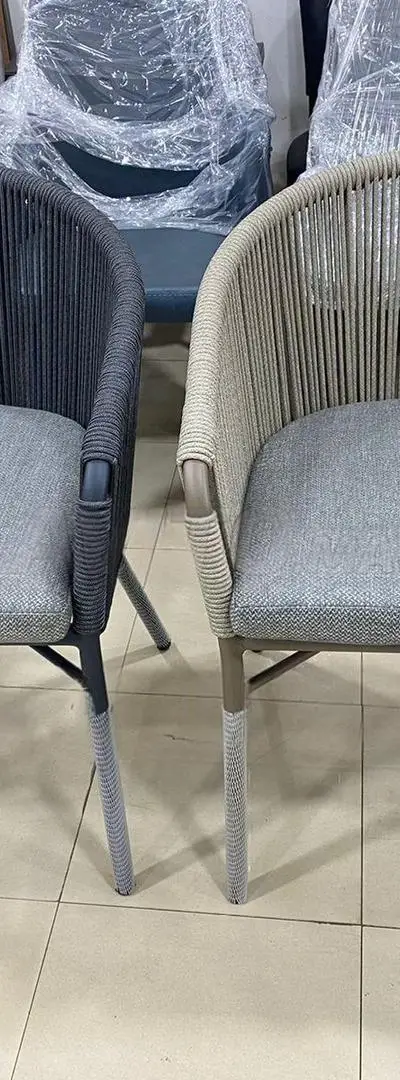 Chaises extérieur café restaurant