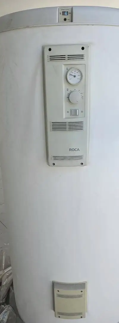 Chauffe-eau électrique ROCA
