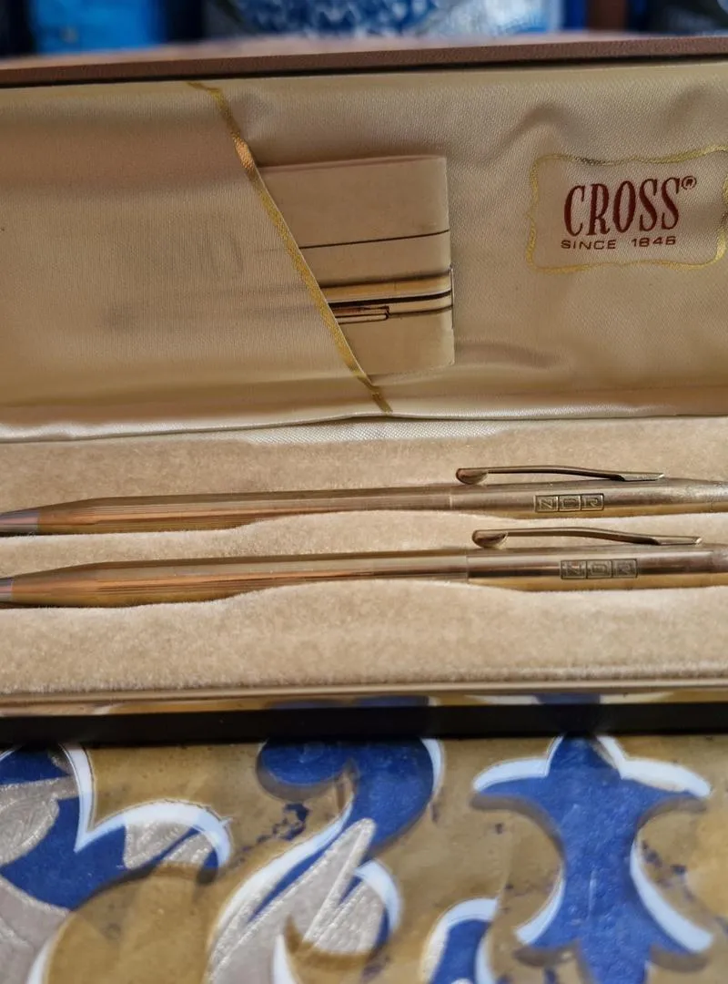 Stylo Cross vintage 10 carats or