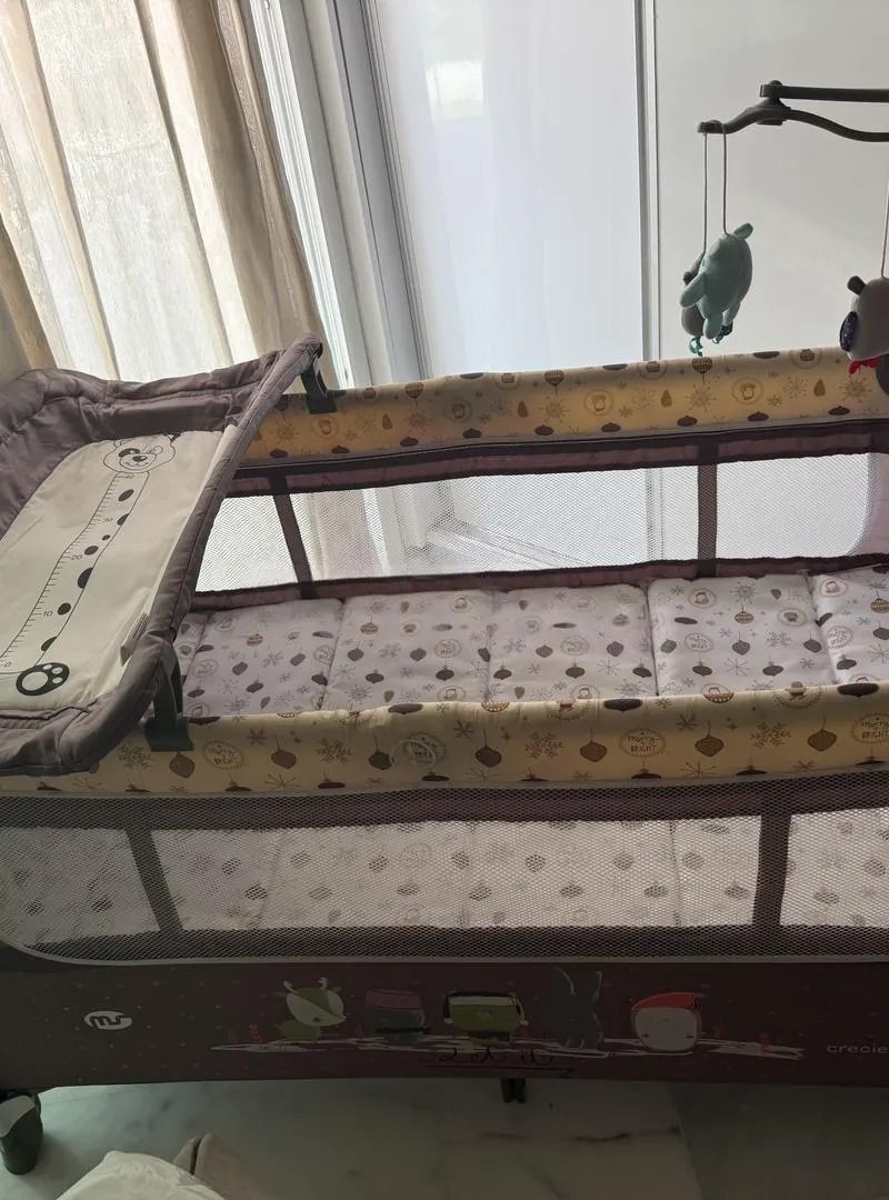 Lit bébé portable et multifonctionnel