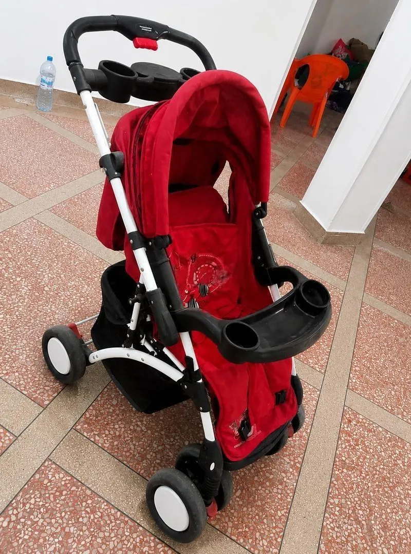 Poussette pour enfants et bébés