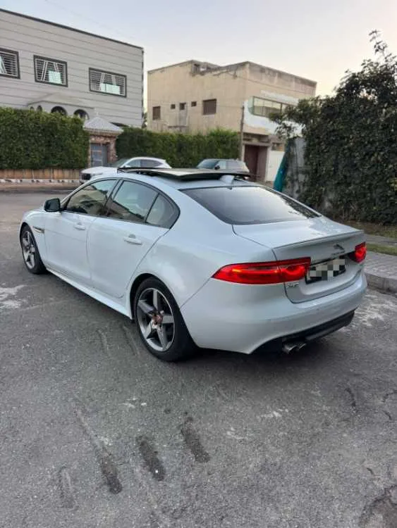 Jaguar xe rsport