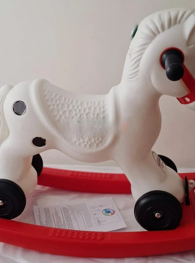 Cheval à bascule et porteur interactif 2 en 1 – Doublez le plaisir pour votre enfant !