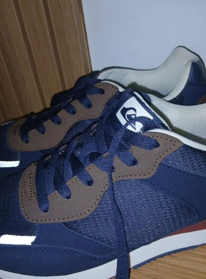 Baskets Quicksilver homme neuves bonne qualité