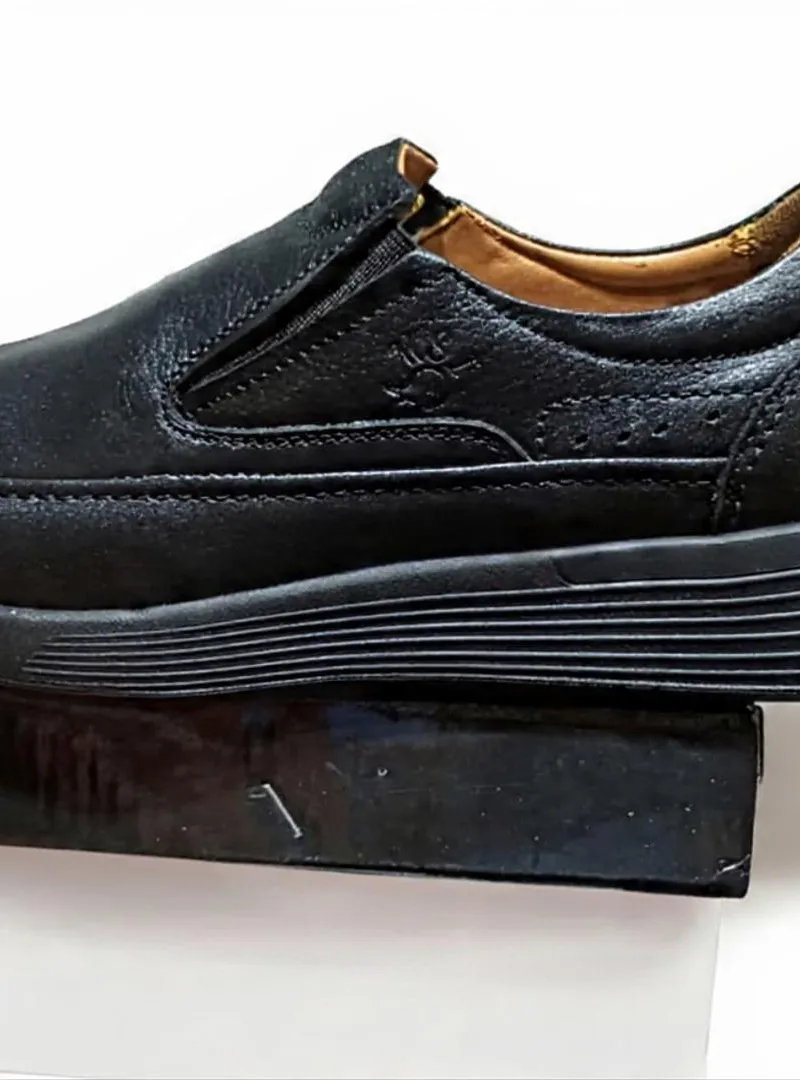 Excellente chaussure en cuir pour homme