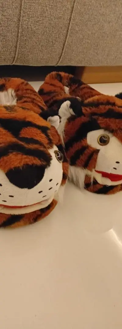 Chaussure tigre neuf