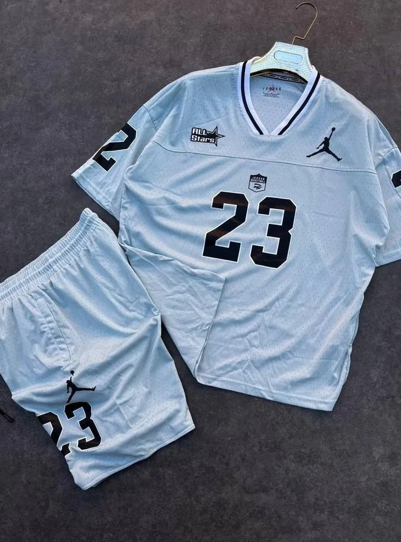 Ensemble 23