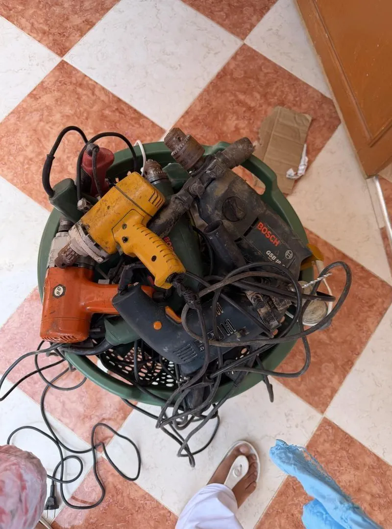 Outils de construction et perceuses