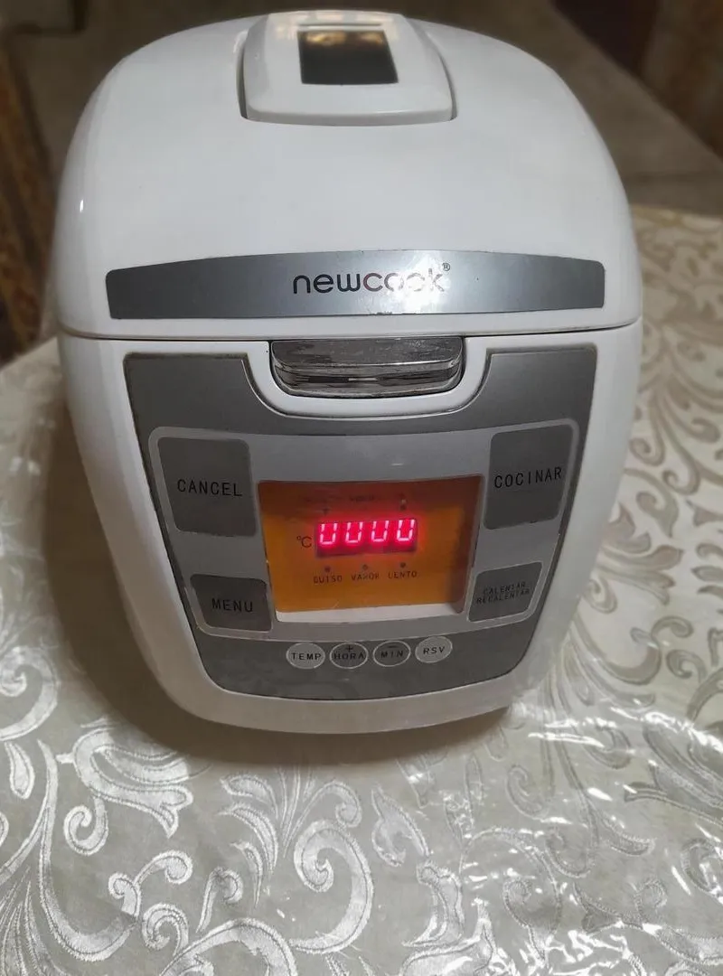 Autocuiseur multifonction