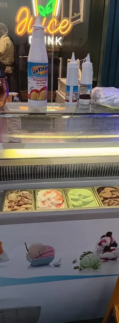 Vitrine à glaces