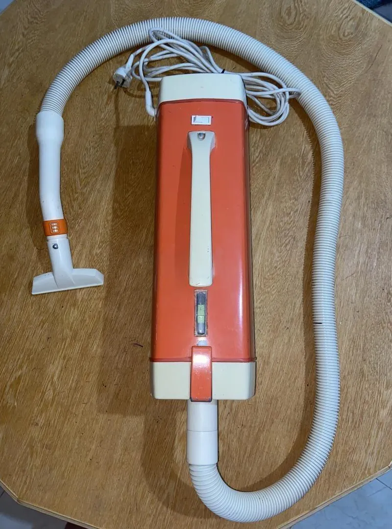 Aspirateur (importé de l'étranger)