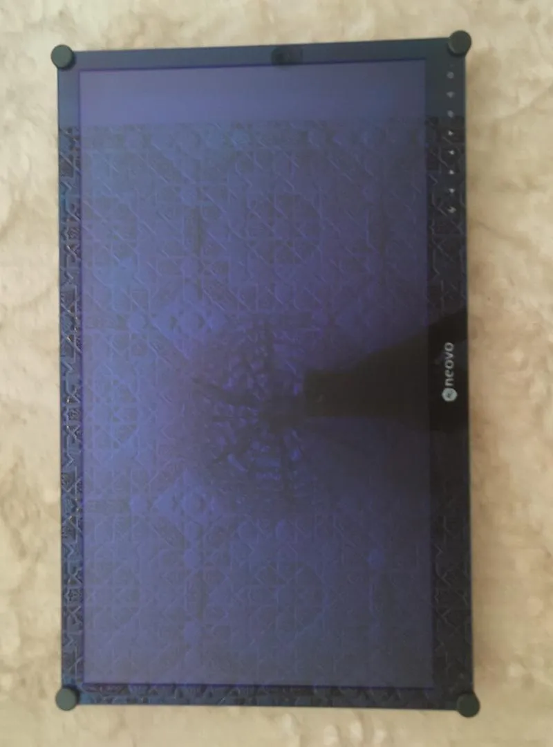 Écran AG Neovo X-24 Full HD