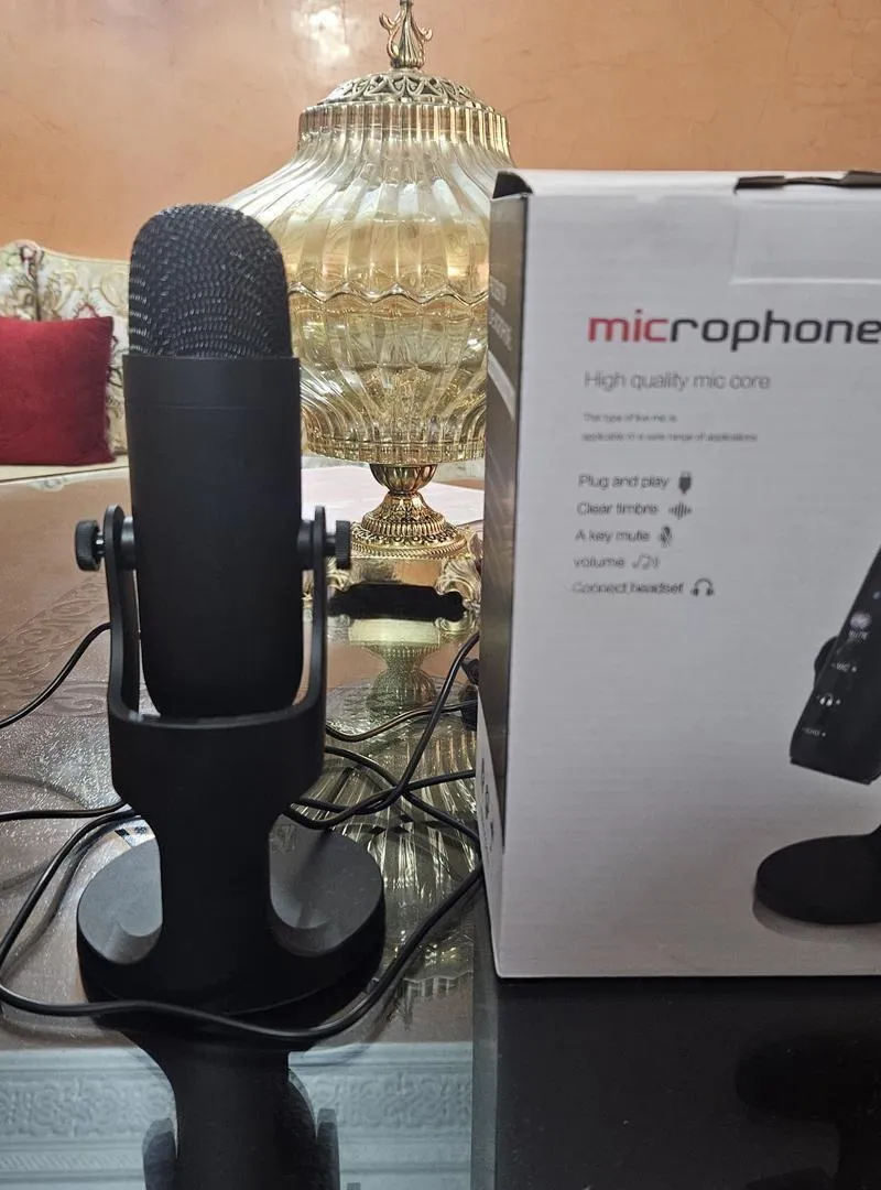 Microphone