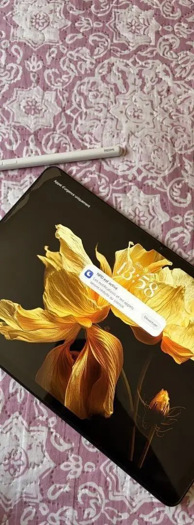 Tablette Redmi PAD 2 4G et stylet Redmi smart pen