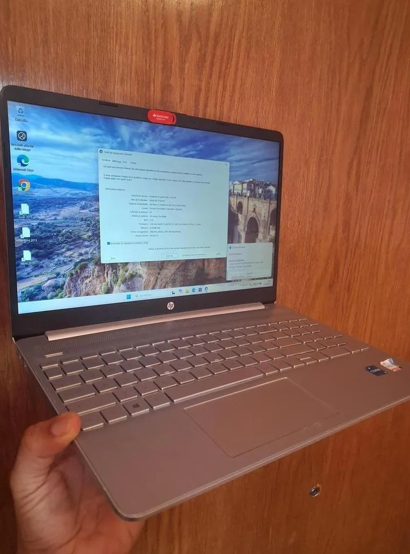 PC portable HP Laptop 15s i5 11ème 512/8