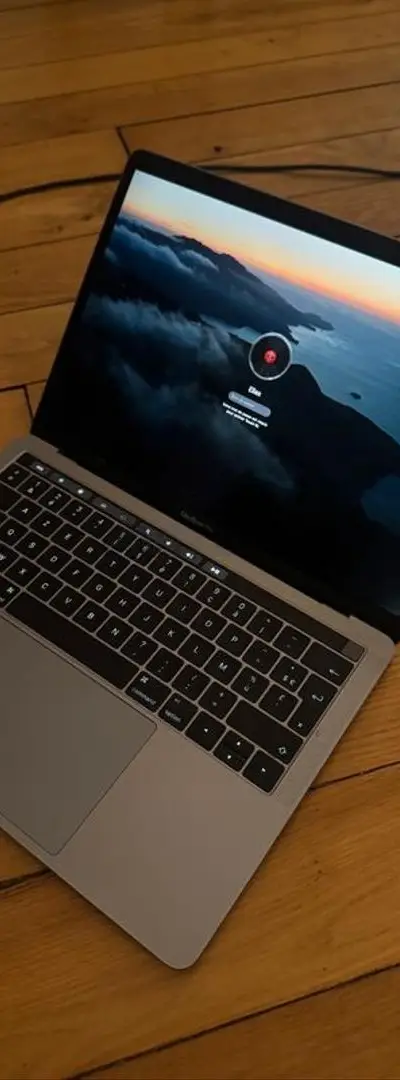 Macbook Pro 13” Touchbar - 16Go RAM - i7