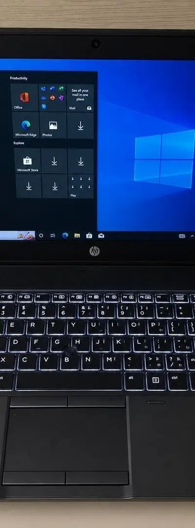 HP Zbook double graphique Ram 8 disque SSD