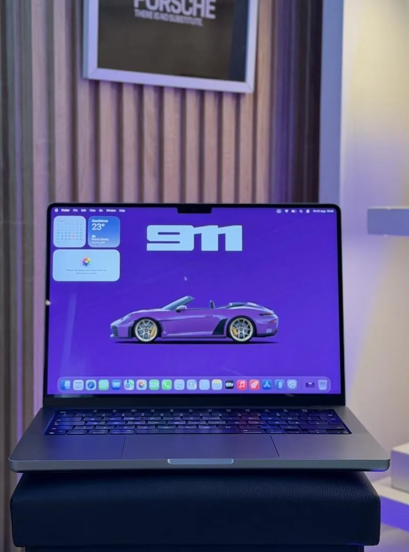 MacBook Pro 14” 2021 - M1 MAX 32Go 512Go Officiel