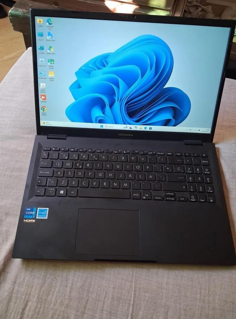 PC Portable ASUS ExpertBook i7 13ème Gén