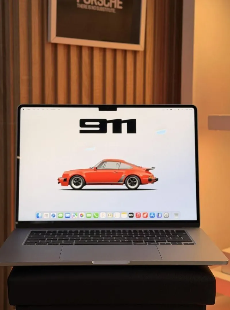 MacBook Air 15” | M4 | 16Go | 256Go - Officiel