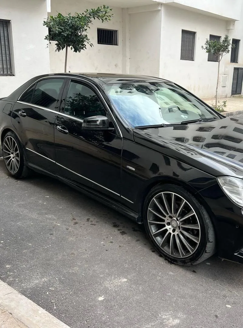 Mercedes E350