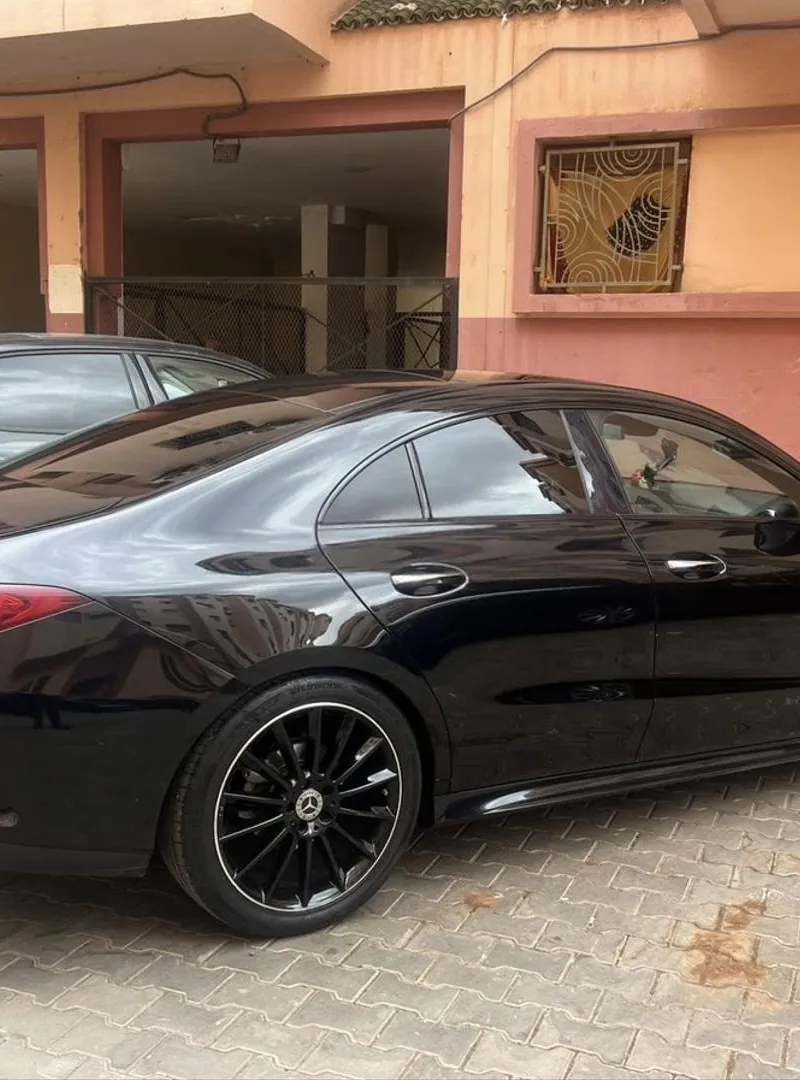 Mercedes cla toutes options toit ouvrant