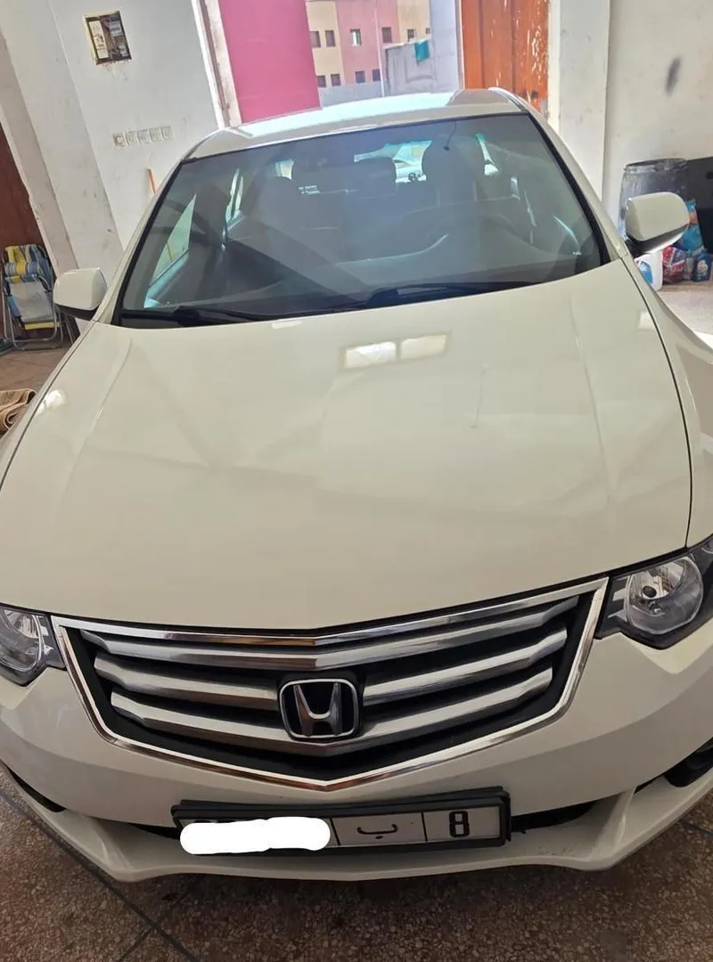 Honda Accord Platinium
