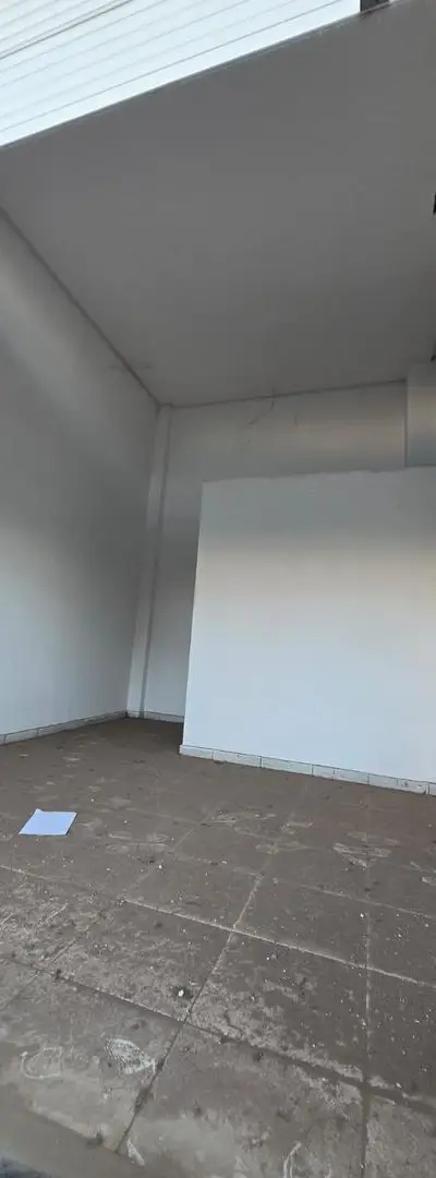 Local commercial 18 m² – Sala Al Jadida