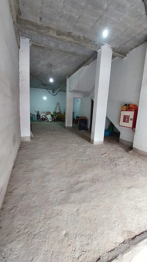 Local commercial à Hay Mohammadi Agadir