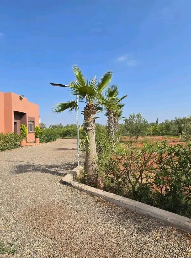 Villa Issen Houwara