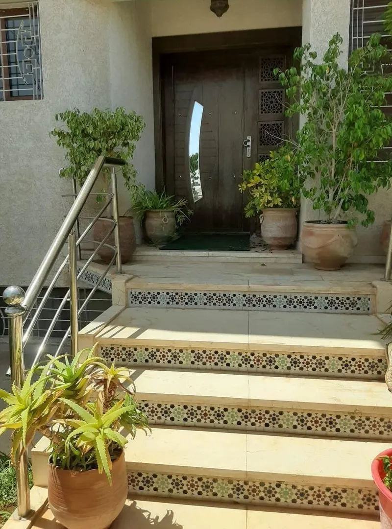 Villa à vendre – Al Jinane 1, Ain Chkef