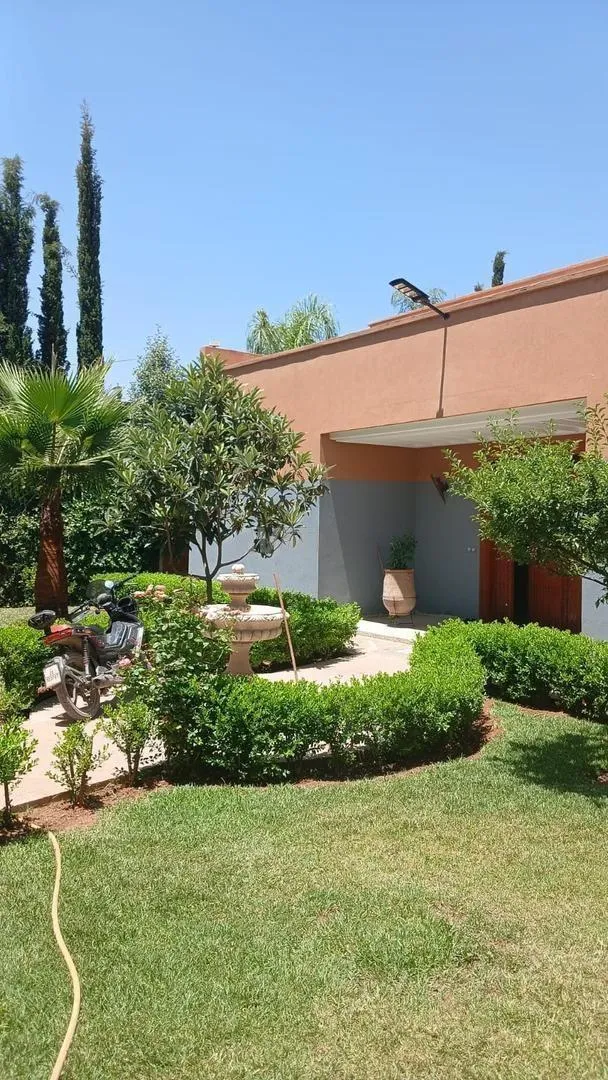 Villa 1000m² - Route de Ourika (L'Akrab)