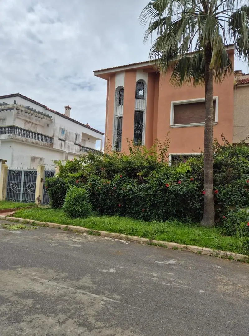 Villa à vendre à côté de la plage
