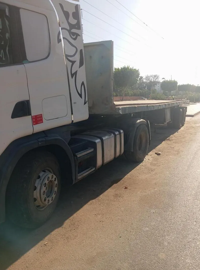 Semi-remorque Scania 360